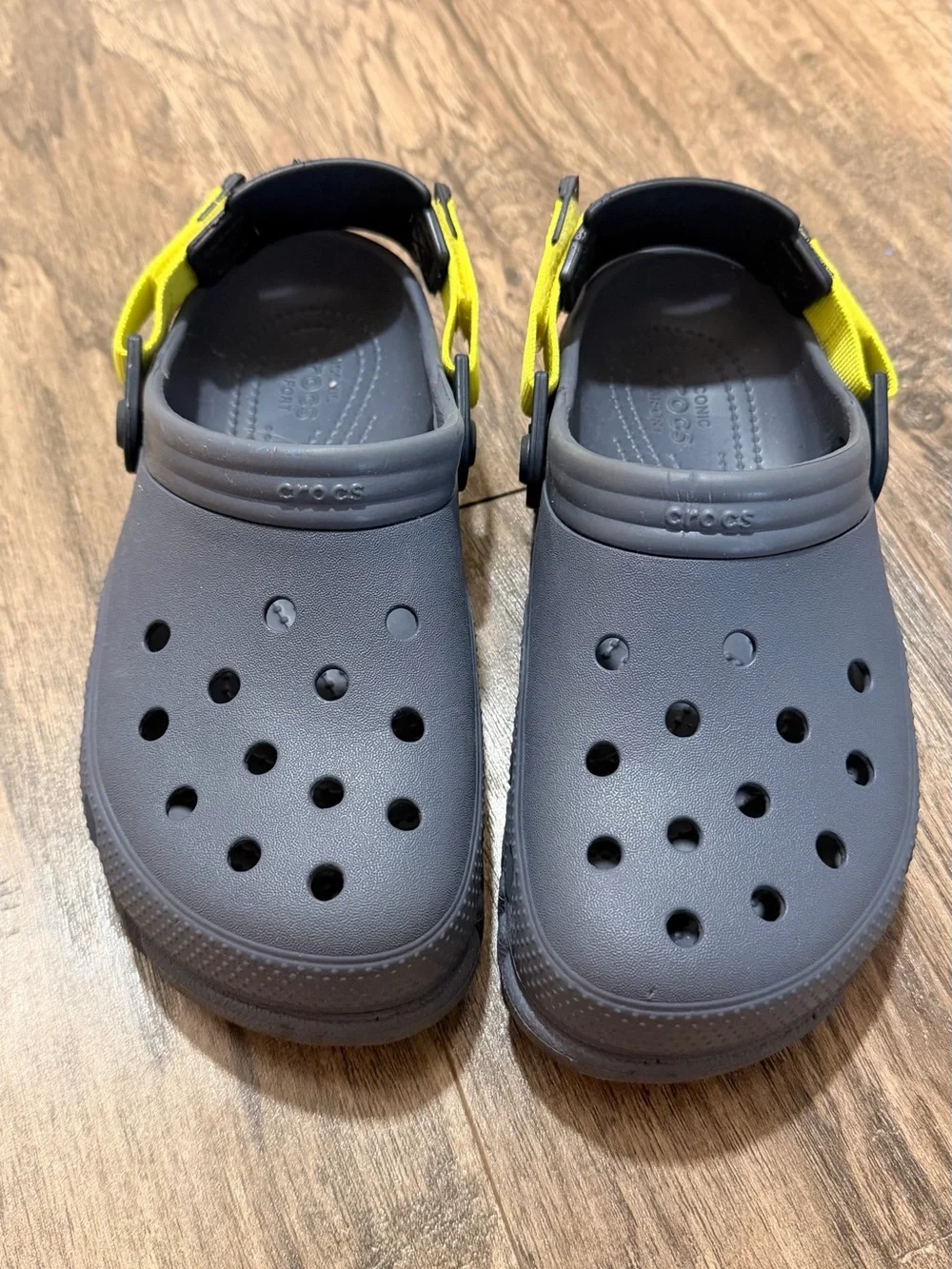 Crocs , Kids Grey Clog Sandals with Yellow Strap